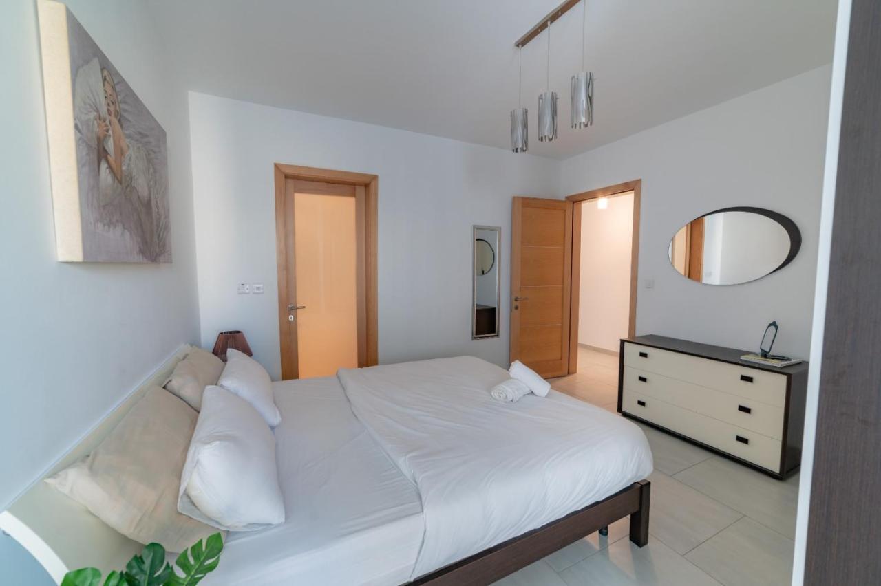 Metrostays Apartament St Julian Malta San Julián Exterior foto