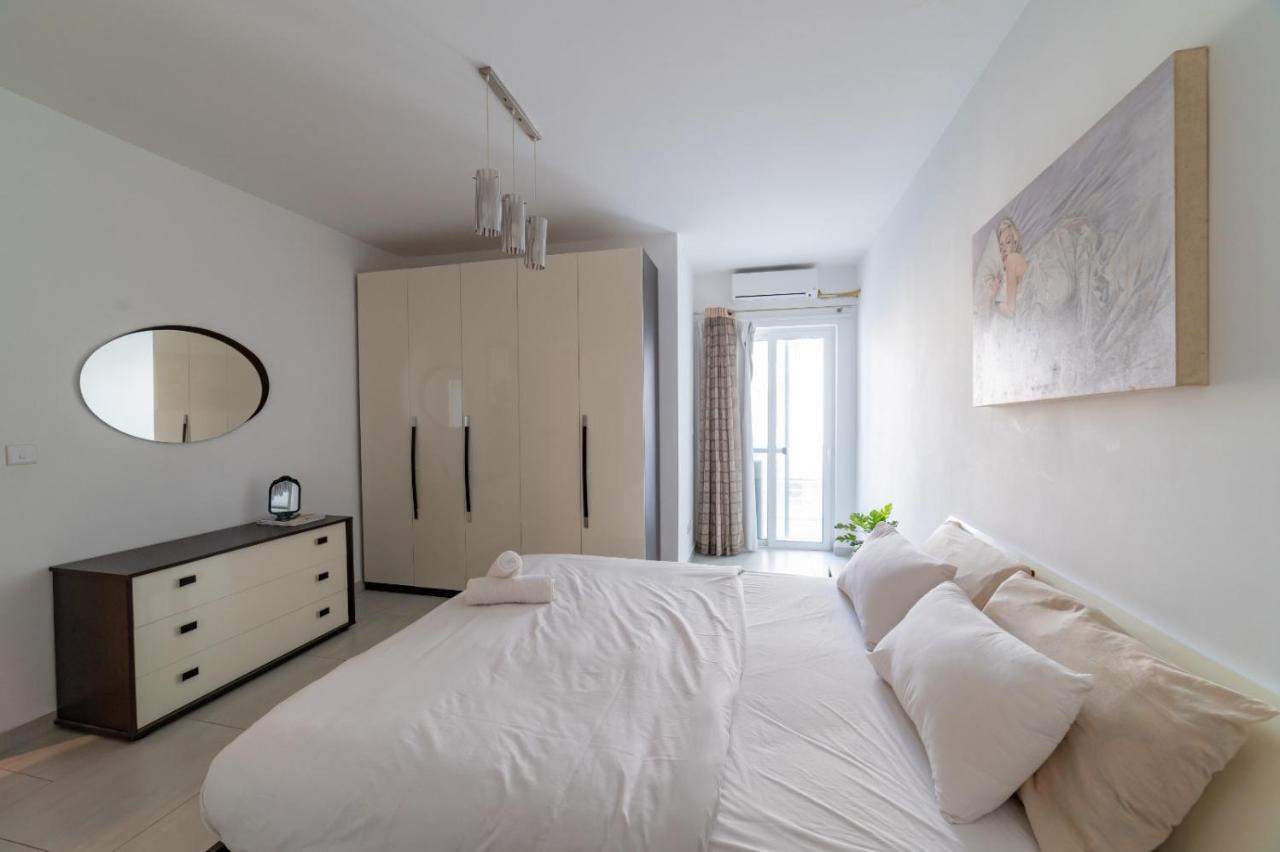 Metrostays Apartament St Julian Malta San Julián Exterior foto
