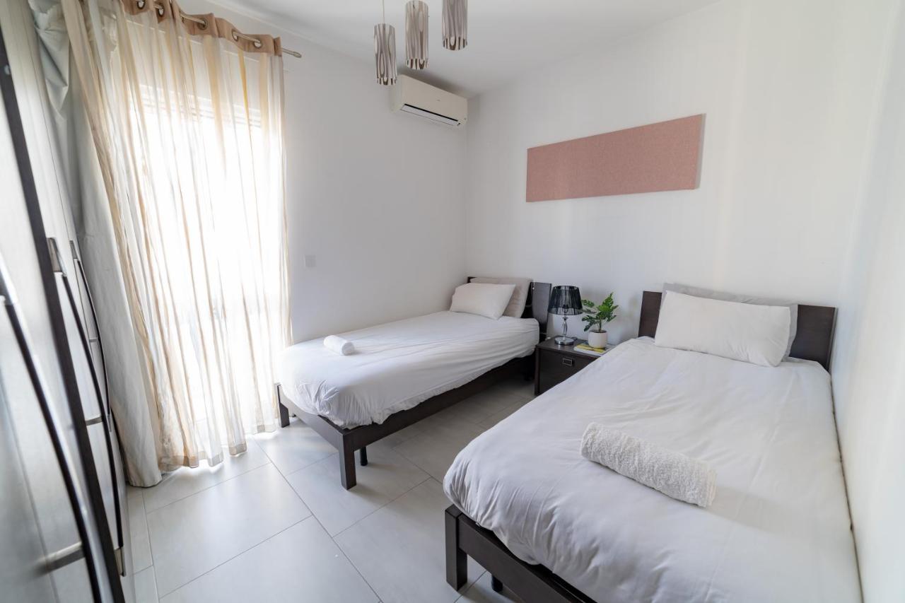 Metrostays Apartament St Julian Malta San Julián Exterior foto